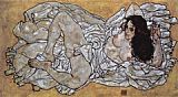 Egon Schiele Canvas Paintings - Lying woman